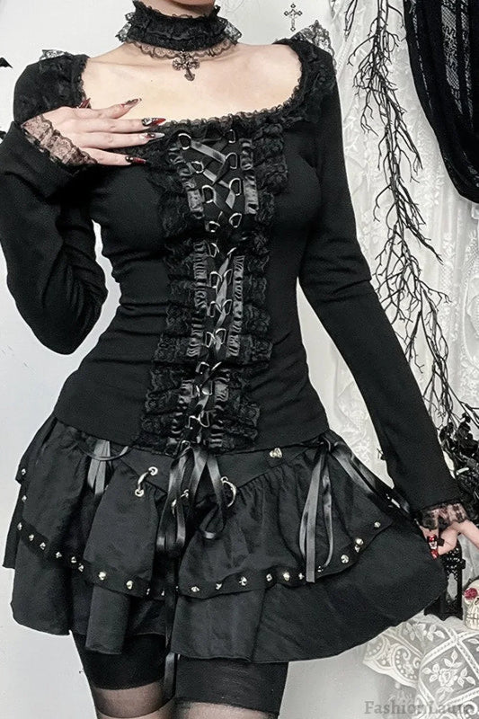 Lace Trim Buckle Gothic T-Shirt Black / S