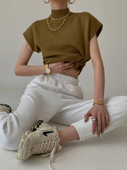 Leisurely Solid Pullover Sweater Vest Sweater Vests