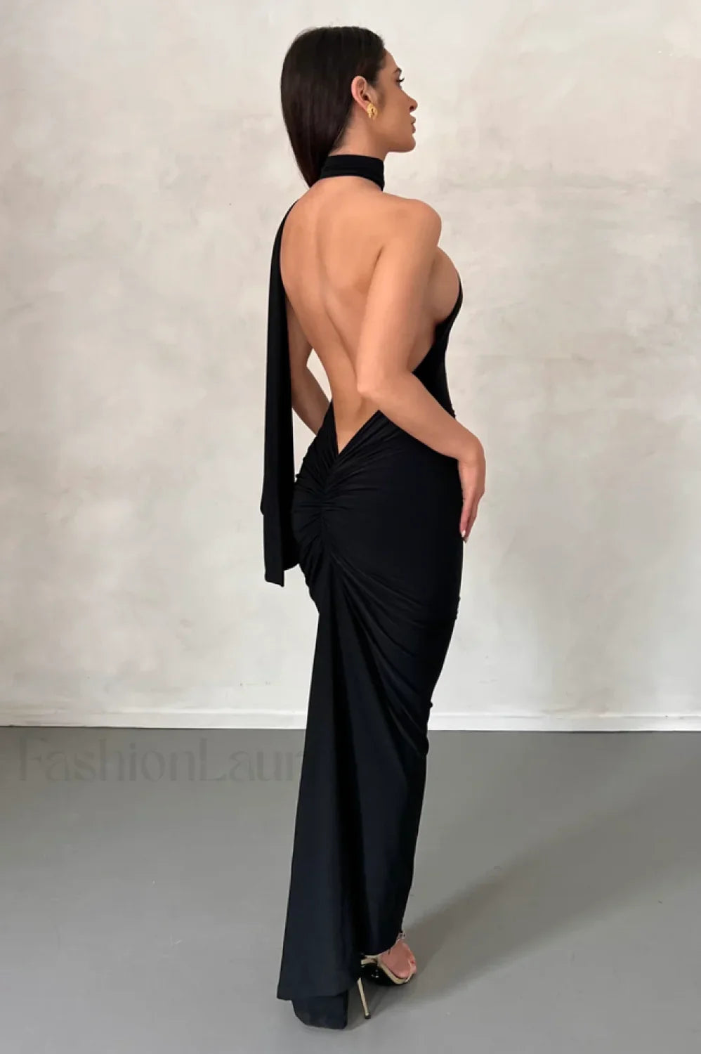 Leoni Elegant Midi Dress