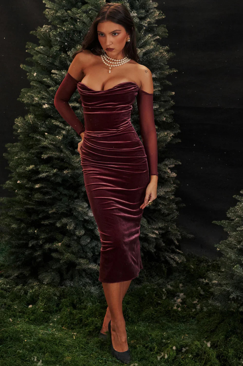 Leora Mulberry Stylish Strapless Midi Dress