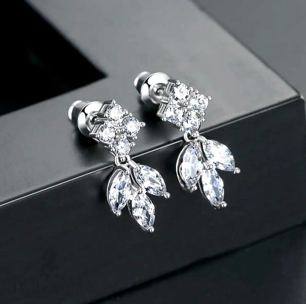 Linh Minimalist Cubic Zirconia Wedding Earrings