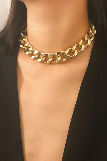 Link Chain Collarbone Necklace