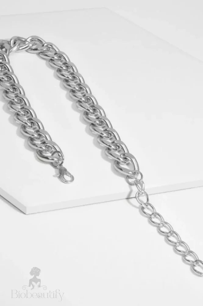 Link Chain Collarbone Necklace