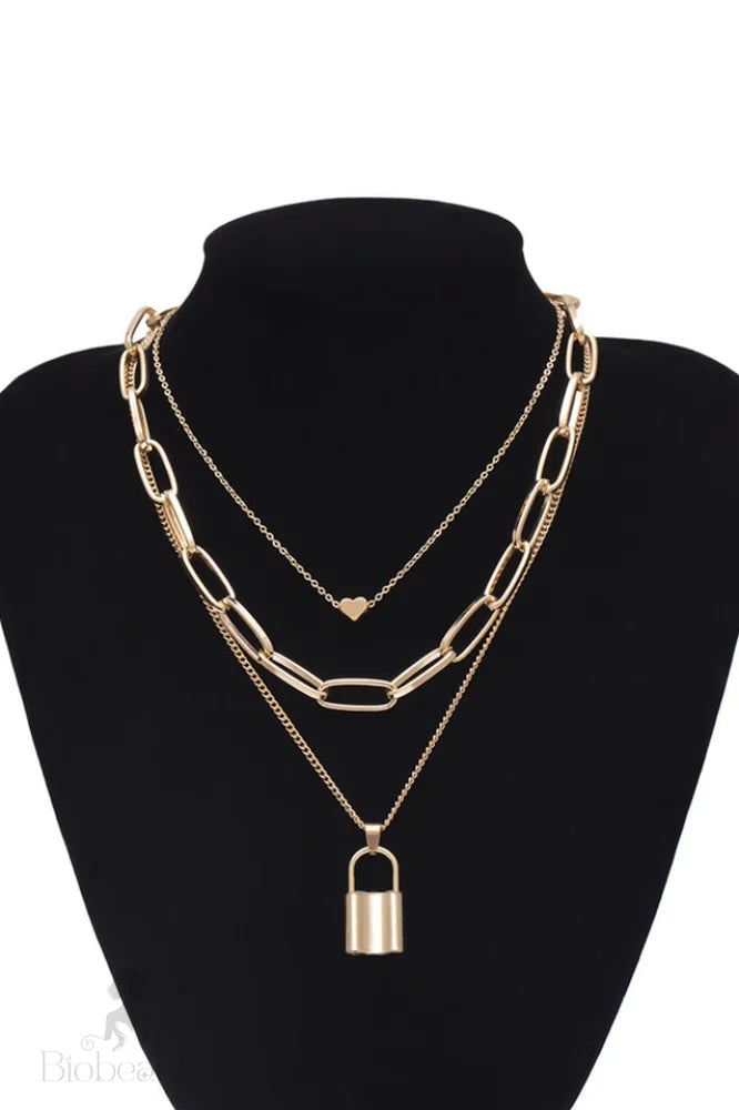 Lock Pendant Necklace With Link Chain