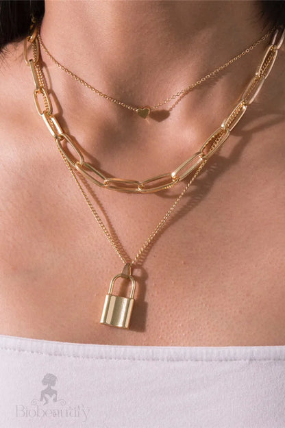 Lock Pendant Necklace With Link Chain