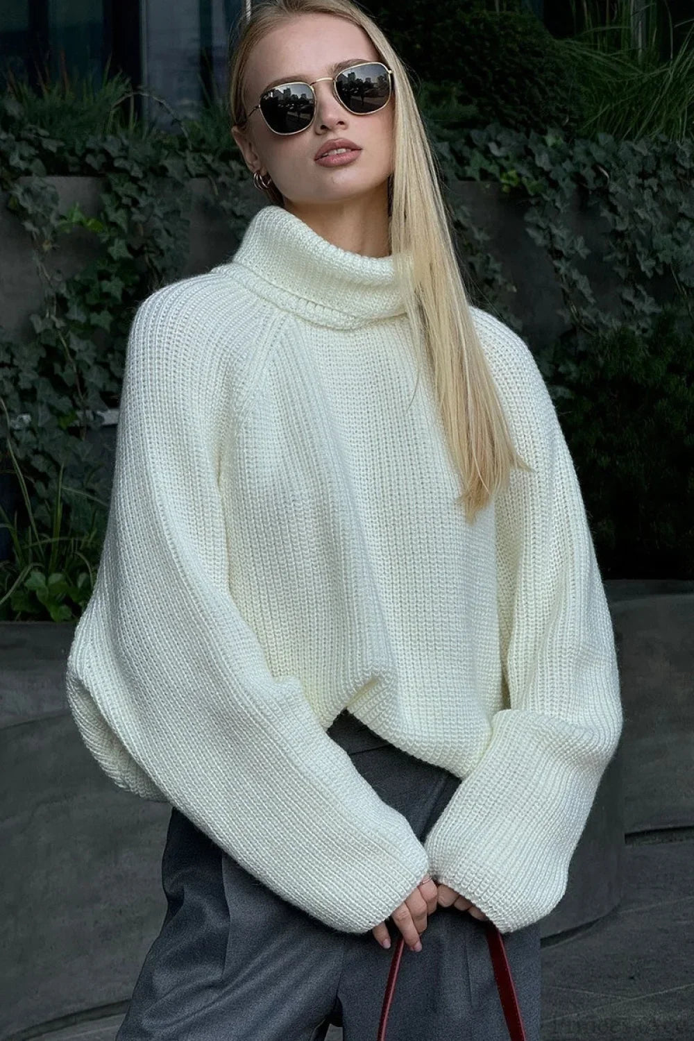 Loose Solid Cropped Turtleneck Crisscross Back Sweater Off-white / S