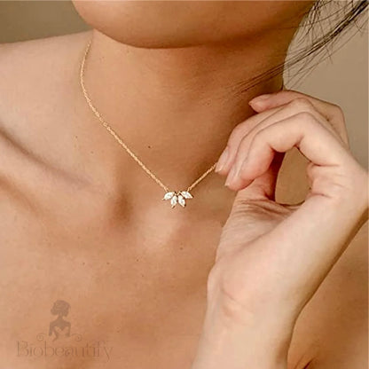 Manuela Minimalist Cubic Zirconia Bridal Necklace Gold And Silver Options