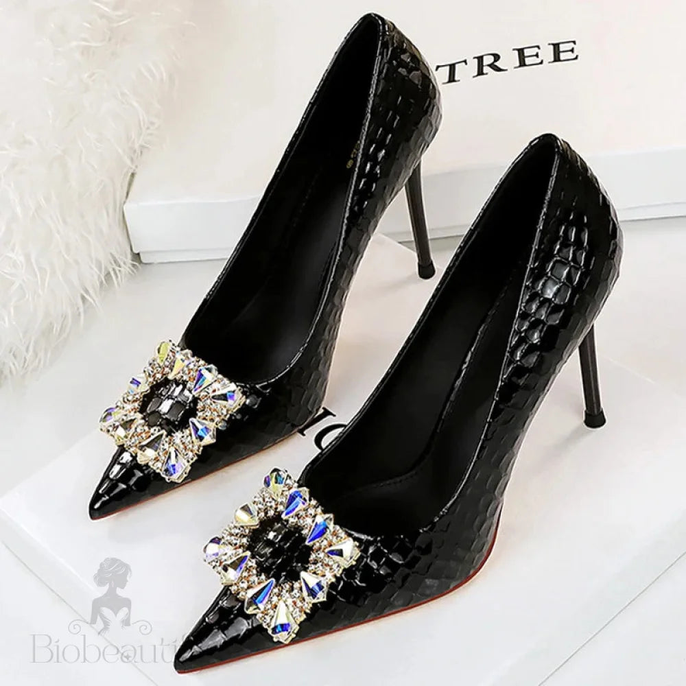 Metal Water Drill Buckle Woman Pumps Textured Patent Leather High Heels