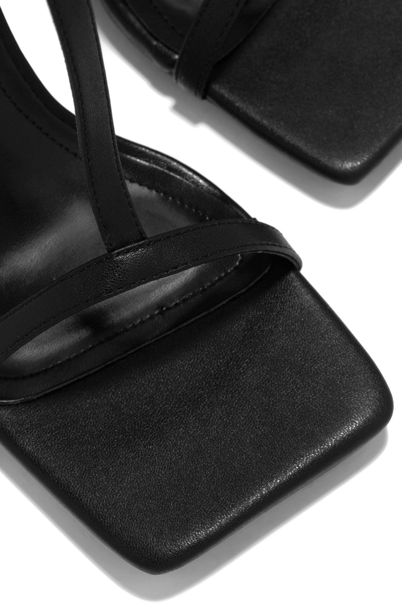 Black Eva Heels 6 /