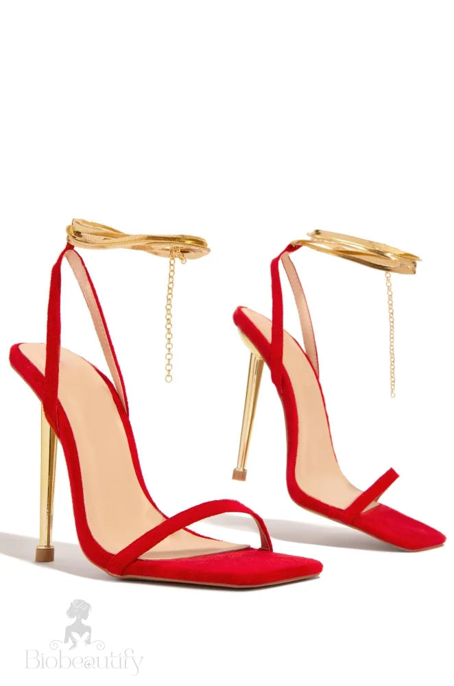 Mizani Red Heels 7.5 /