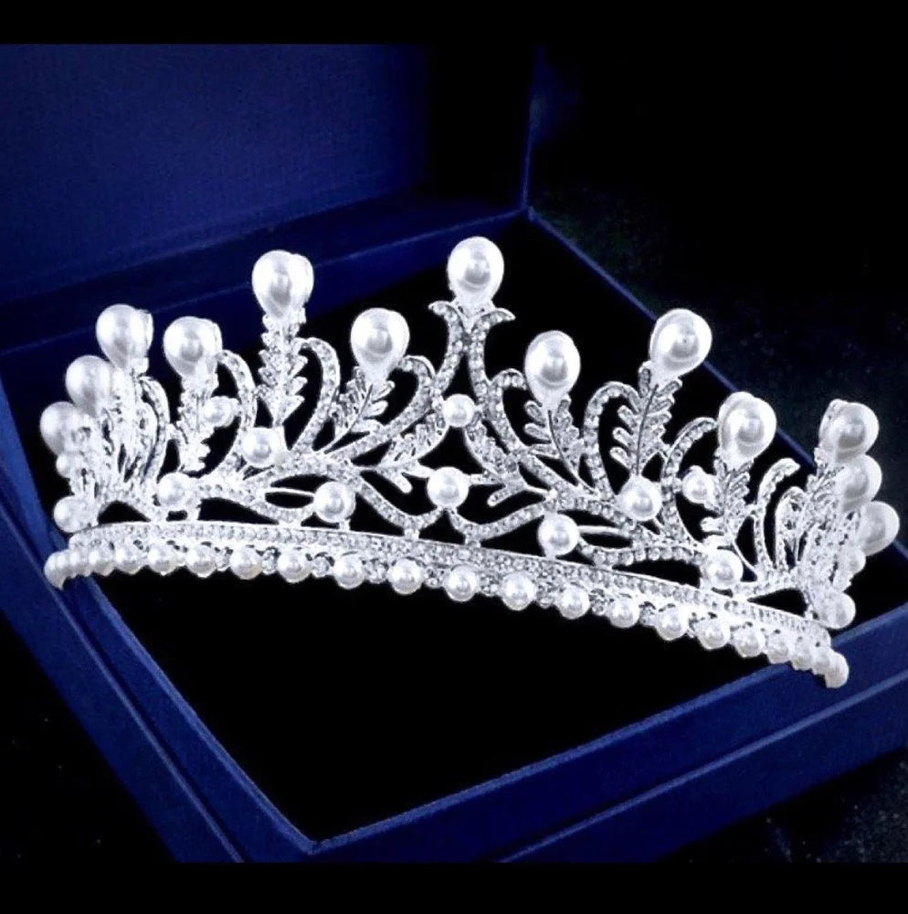 Monique Pearl And Cz Bridal Tiara