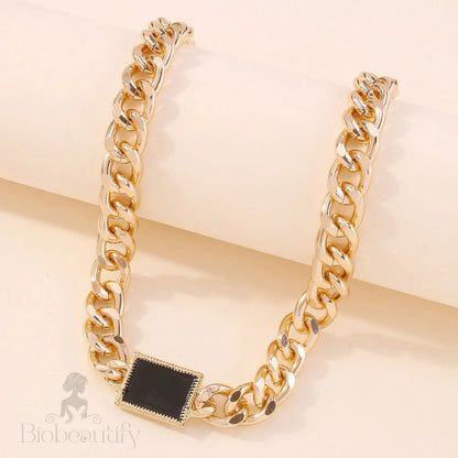 Onyx Helio Charm Chunky Chain Choker Necklace In Gold