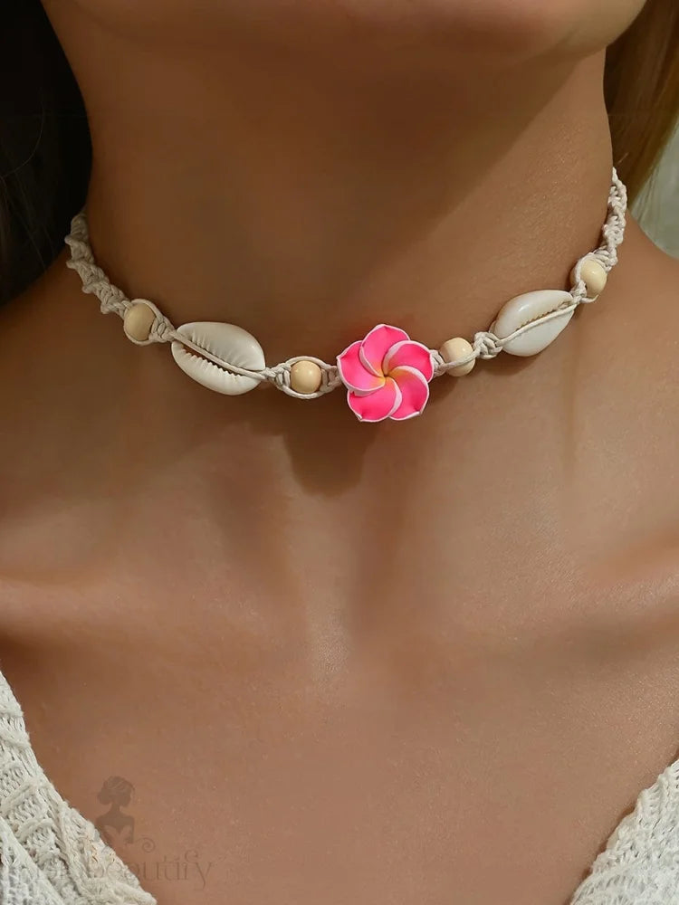 Red Shell Choker Necklace In Boho Style With Rose