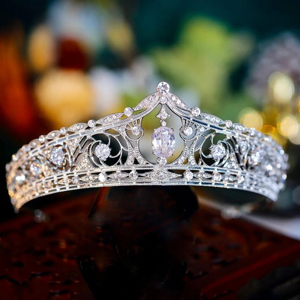 Royal Glamour Tiara By Monica