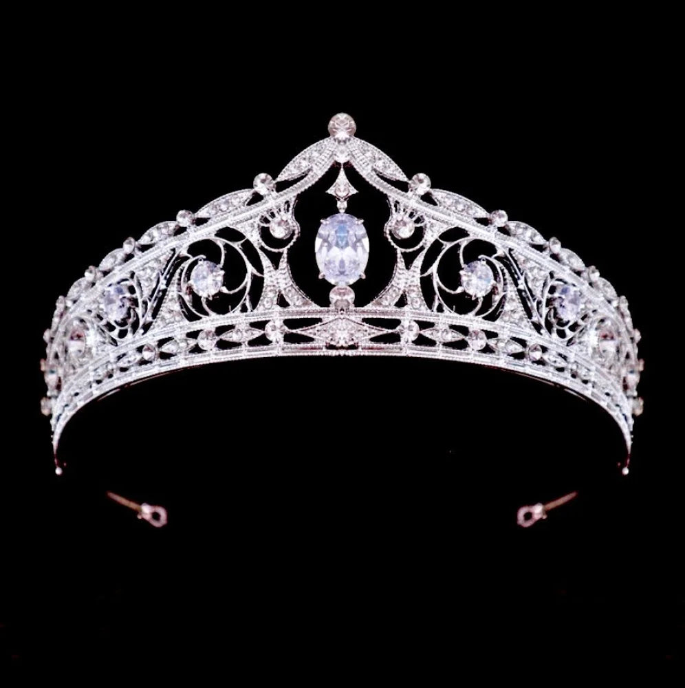 Royal Glamour Tiara By Monica