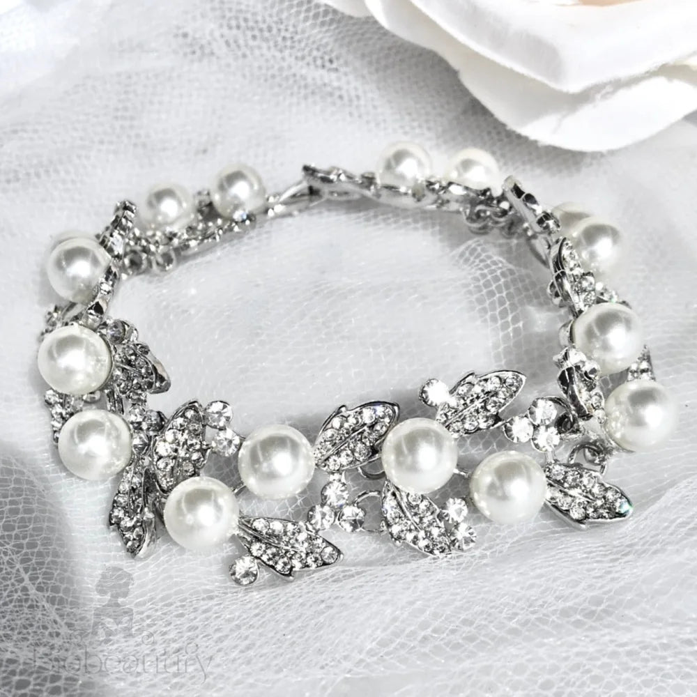 Sidra Pearl Bracelet And Earring Set