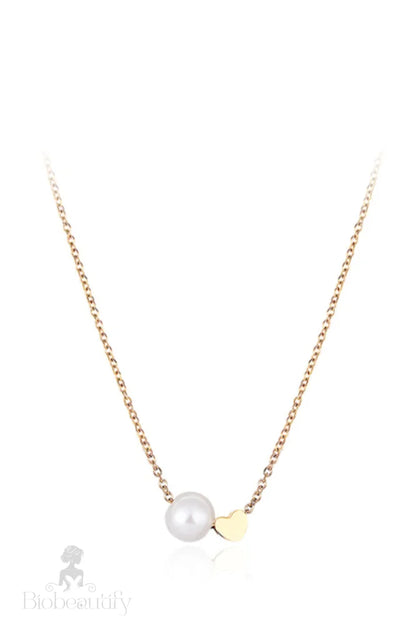 Sweet Heart Pearl Necklace Gold