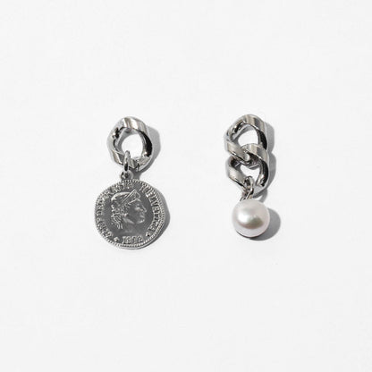 Coin Pearl Pendant Chunky Chain Earrings - Silver One Size /