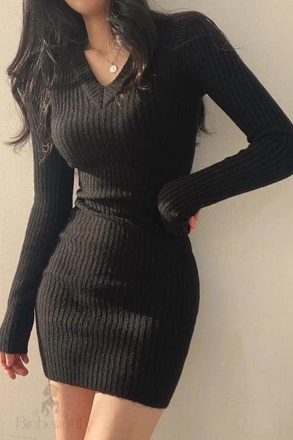 V-Neck Slim Bodycon Mini Dress With Long Sleeves