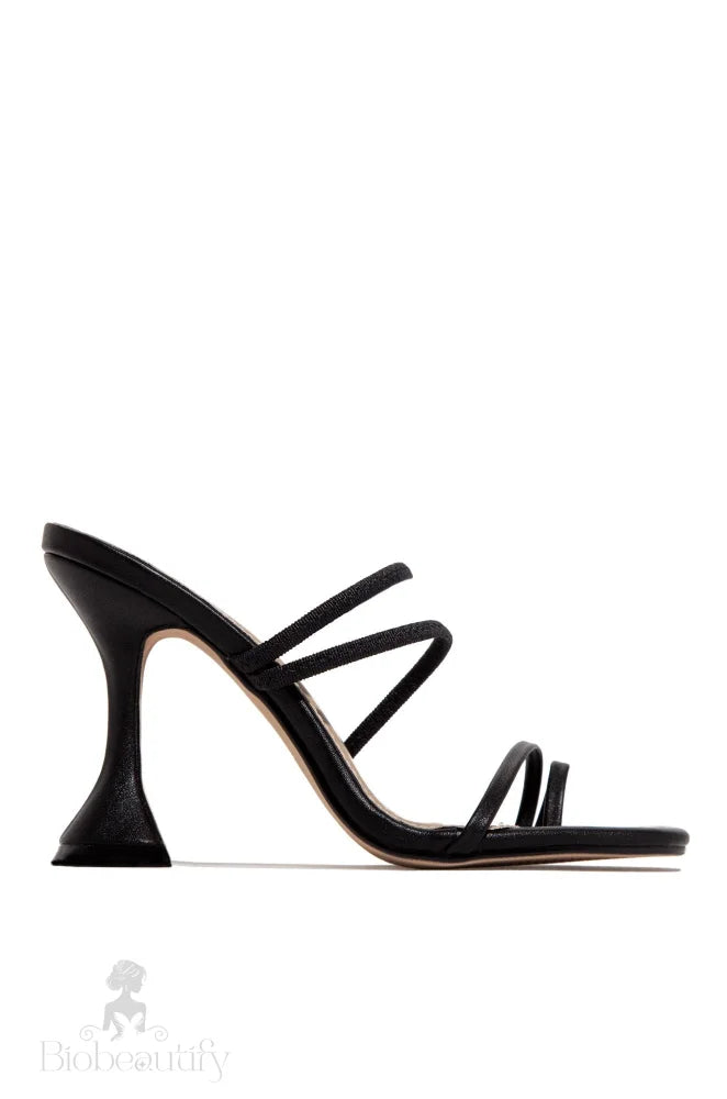 Valerie Black Strappy Heels 7.5 /