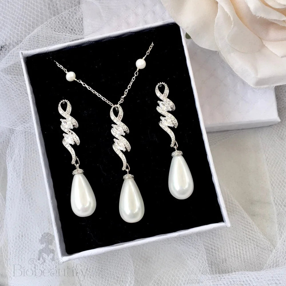 Vanessa Bridal Jewelry Set With Pearls And Cubic Zirconia