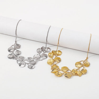 Vintage Leaf Shaped Box Chain Necklace