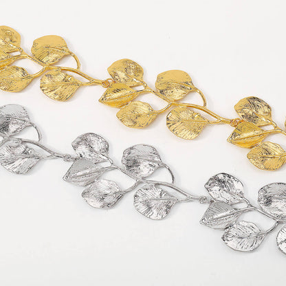 Vintage Leaf Shaped Box Chain Necklace